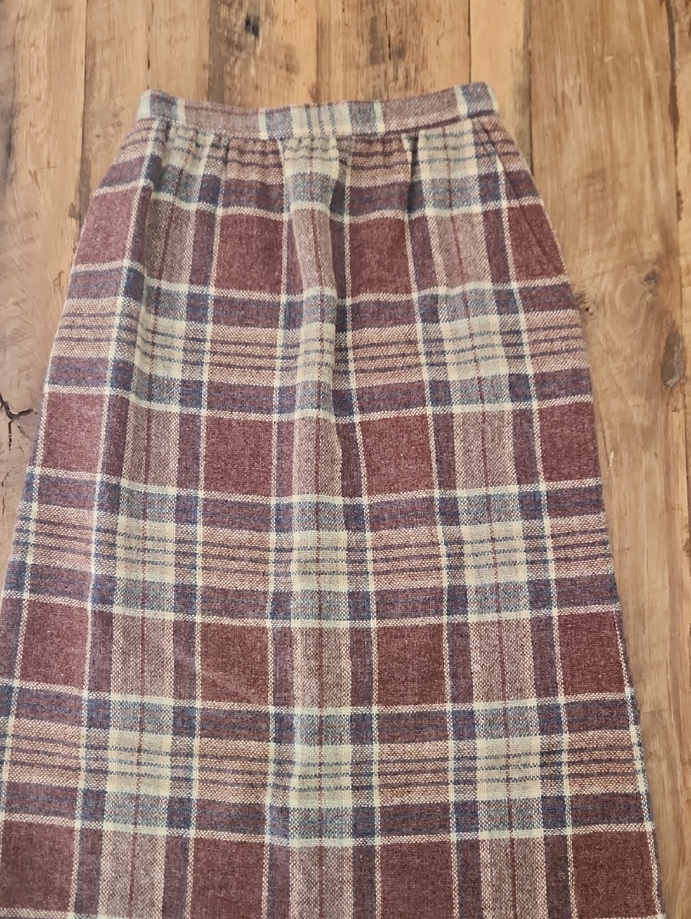 Vintage Plaid Skirt in Burgundy and Cream